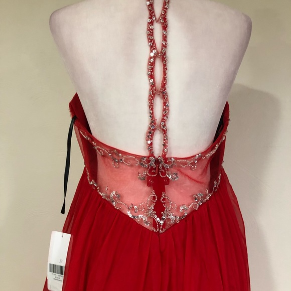 Red Goddess - Picture 8 of 13